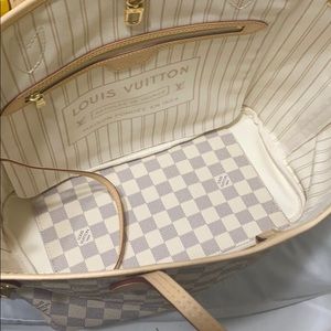Louis Vuitton Neverfull MM